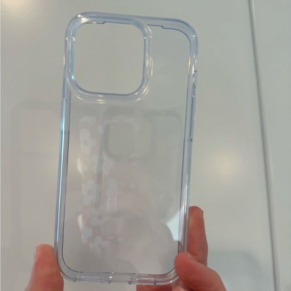 Tech 21 Evolite Clear Phone Case for iPhone 15 Pro - Picture 6 of 6
